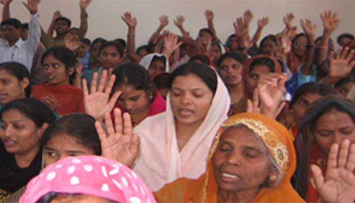 Sunday Worship At 10:00 am